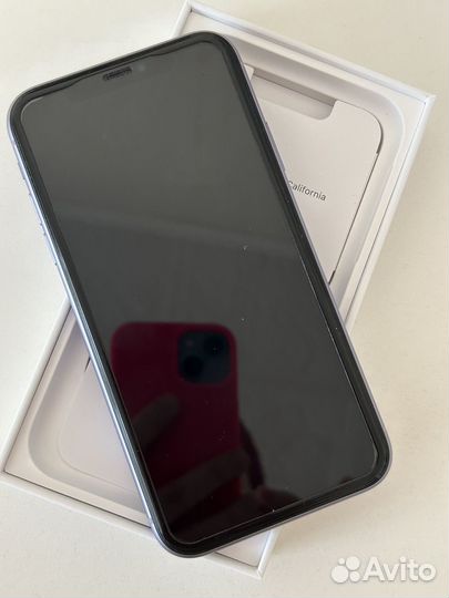 iPhone 11, 64 ГБ