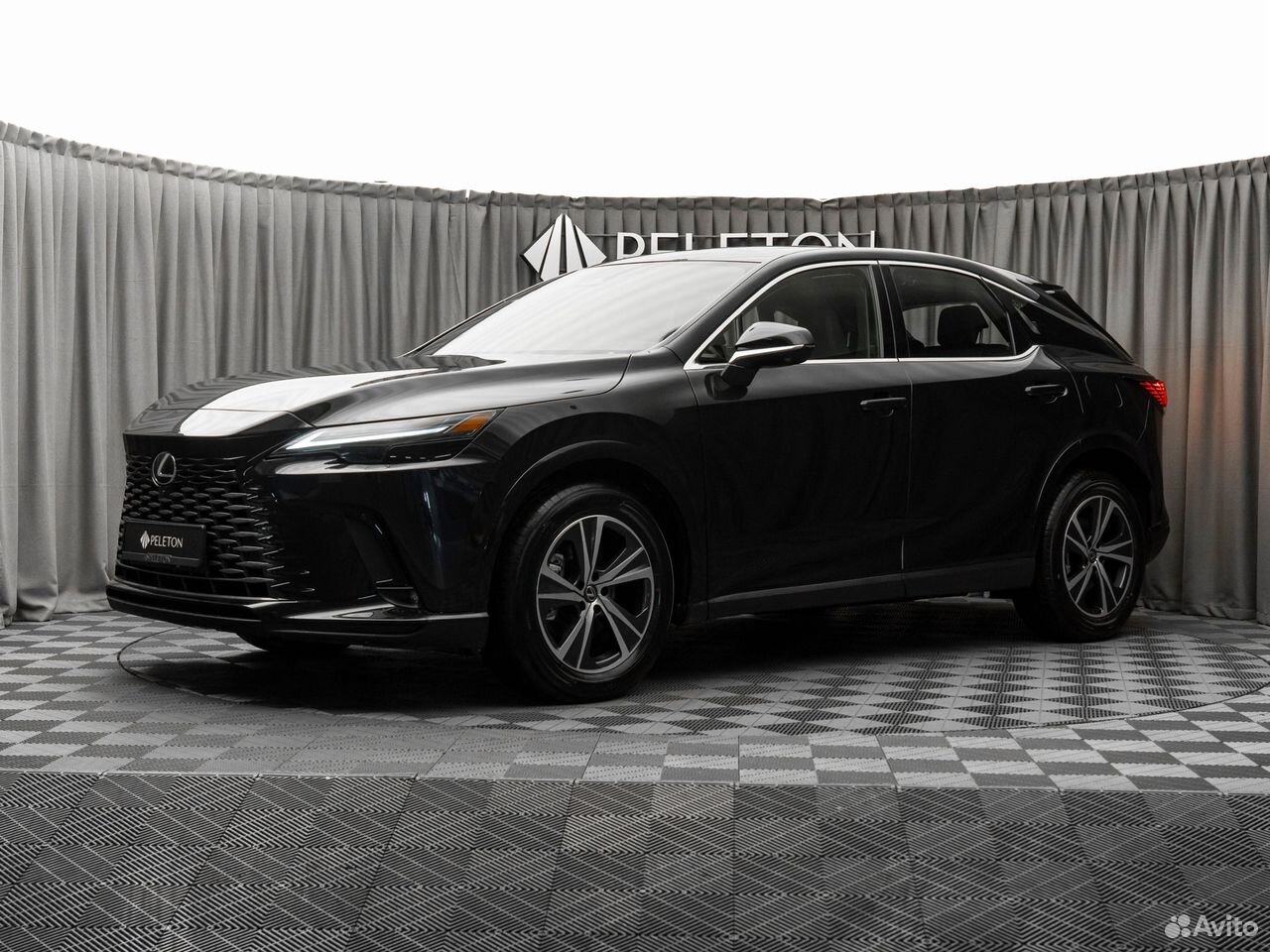 Lexus RX 2.0 AT, 2026