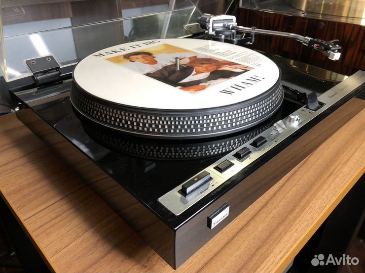 Проигрыватель винила Sansui Quartz-Servo SR-838
