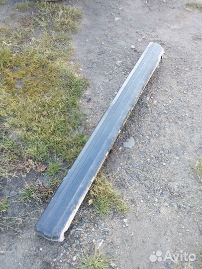 Задний бампер с усилителем vоlvo 760 вольво 760