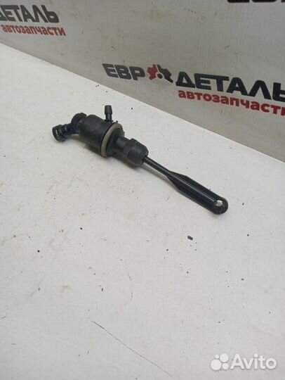 Главный цилиндр сцепления Renault Duster