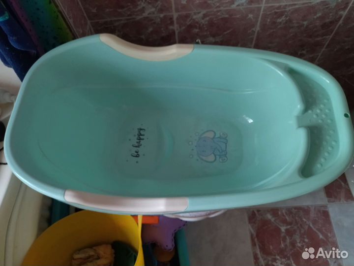 Ванночка для купания новорожденного