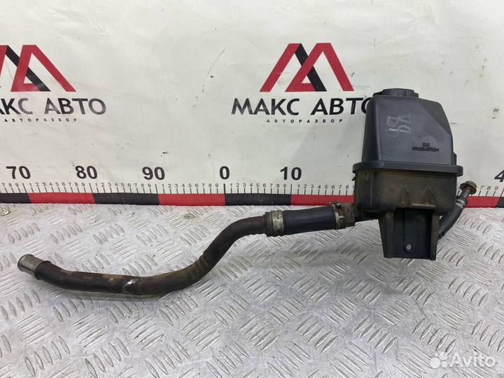 Б/У бачок гидроусилителя (гура) передний Opel