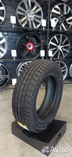 Dunlop Winter Maxx WM02 185/65 R15