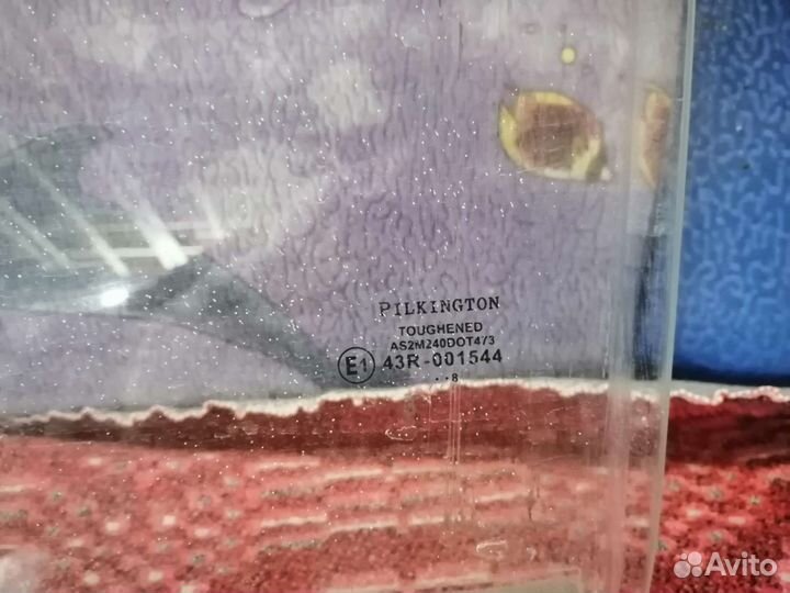 Стекло водительской двери на Volkswagen T4,T5