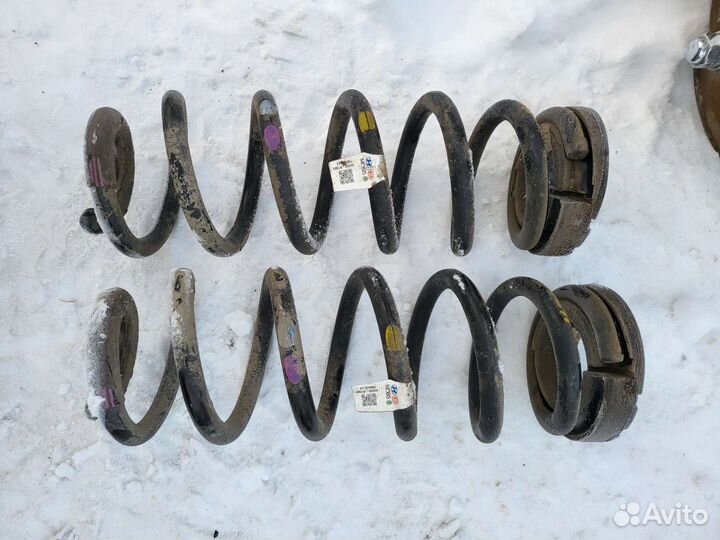 Новые пружины задней подвески Genesis G80