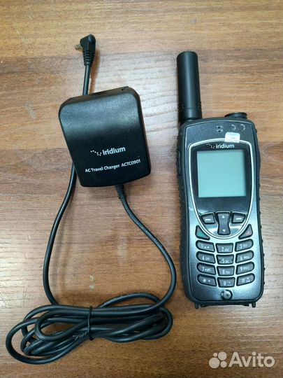 Спутниковый телефон iridium 9575