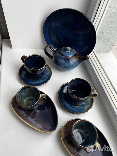 Чайник с чашками