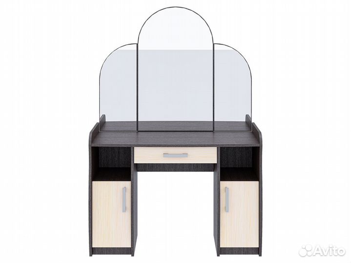 Туалетный столик