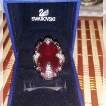 Изделия Baccarat и Swarovski