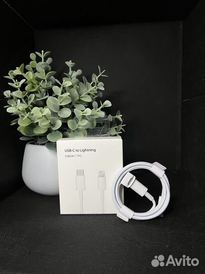 Зарядка на iPhone 20W / Блоки / Кабеля / Адаптер