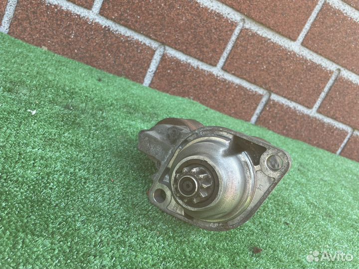 Стартер Bosch 0001121008