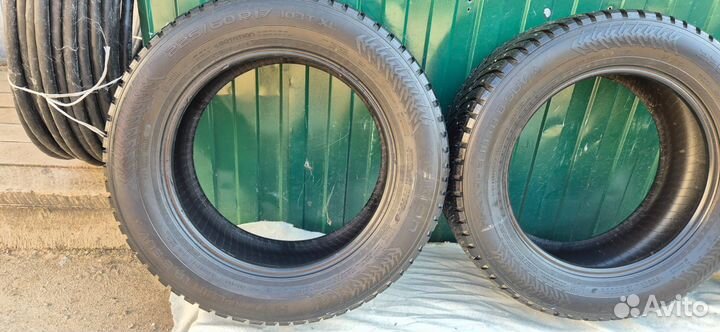 Nokian Tyres Hakkapeliitta 8 SUV 225/60 R17