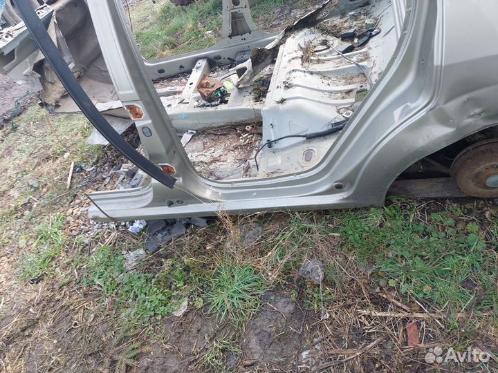 Порог Renault Logan 1