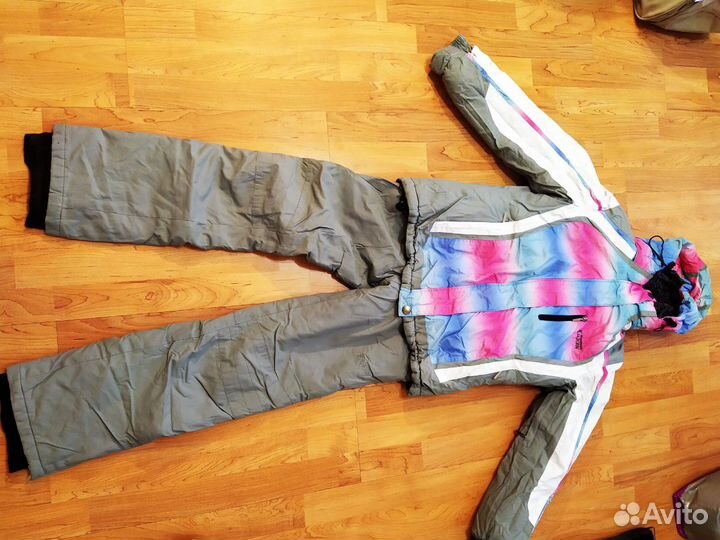 Горнолыжный костюм