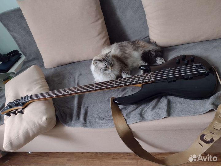 Dean Edge 5 c EMG бас гитара Обмен