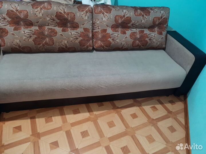 Угловой диван