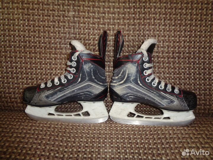 Хоккейные коньки bauer vapor x500 YTH 12.5EE