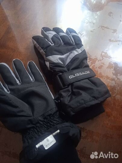 Перчатки горнолыжные