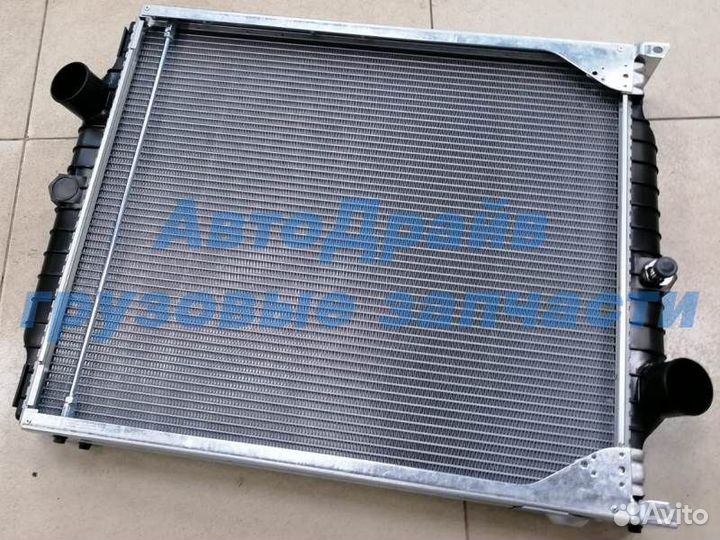 Радиатор Вольво Фл6