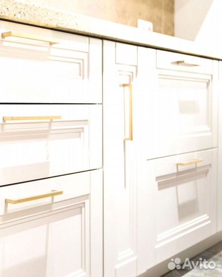 Кухня на заказ. Рассрочка Olisiponensis