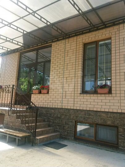 Комната 18 м² в 3-к., 2/2 эт.