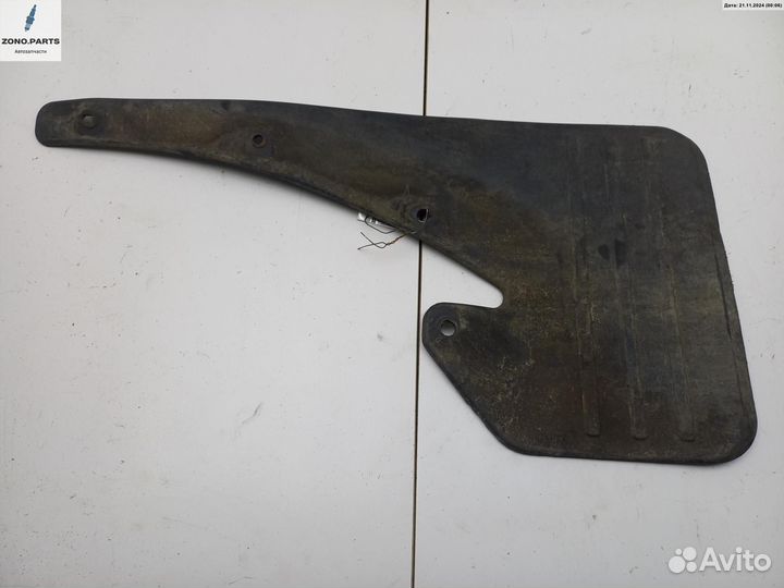 Брызговик передний правый 97144516 на Opel Frontera B