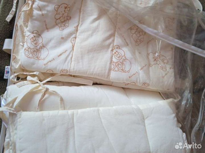 Бортики в детскую кроватку