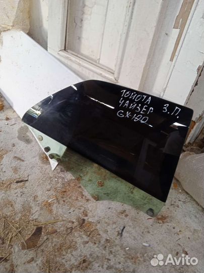 Стекло боковое Тойота Чайзер GX100