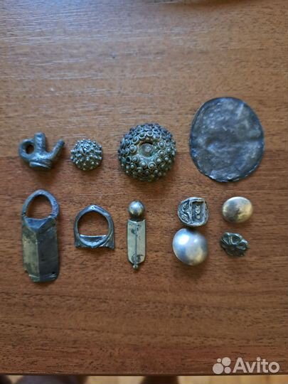 Пуговицы брендовые