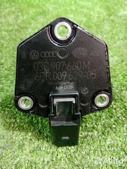 Датчик уровня масла Volkswagen Golf 6 cbzb (1.2T)