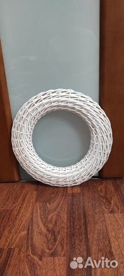 Рождественский венок из искусственного ротанга