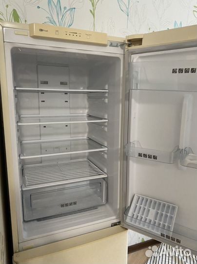 Холодильник samsung