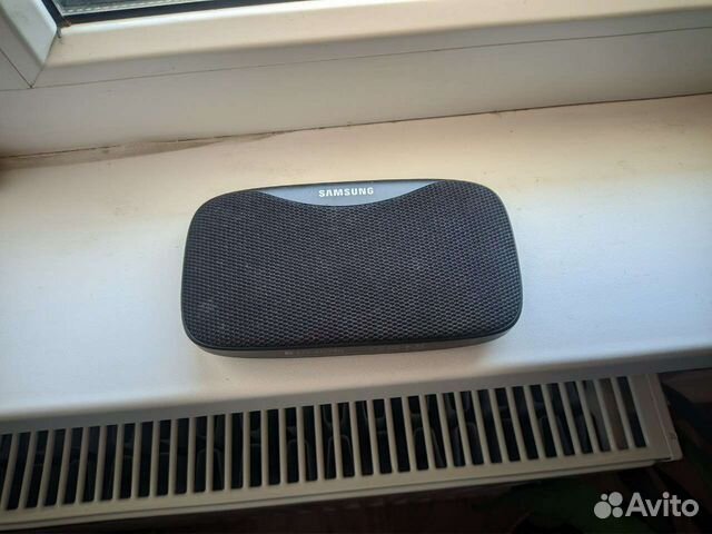 Беспроводная колонка Samsung Slim Box