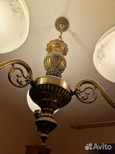 Люстра потолочная подвесная