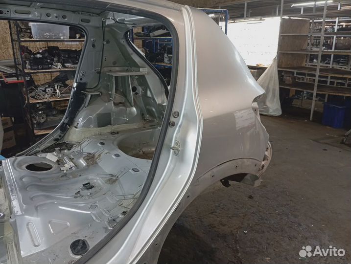 Крыло заднее левое Renault Sandero Stepway (5S)