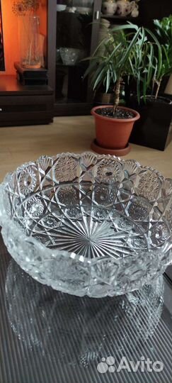 Ваза хрустальная Чехословакия.Ладья СССР