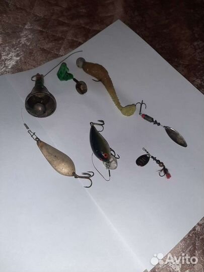 Блесна, грузила, кормушки