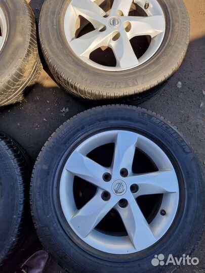 Колёса летние на Nissan R16