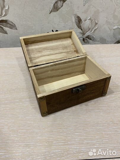 Сундук деревянный сувенир