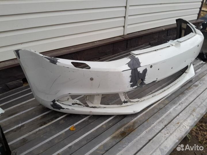 Бампер передний 5сu807221 Volkswagen Jetta