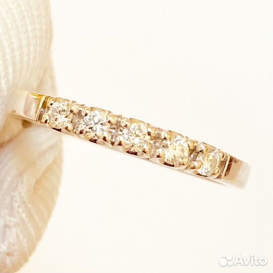 Золотое кольцо с камнем 16,5р