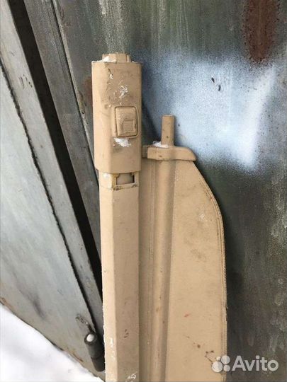 Шторка богажника