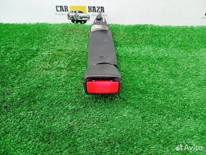 Замок ремня безопасности Ford Mustang