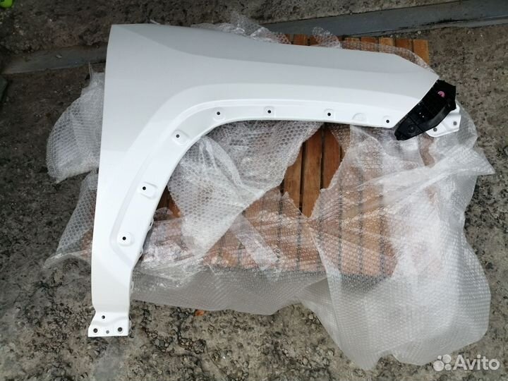 Правое переднее крыло Тойота Toyota Rav4 xa50