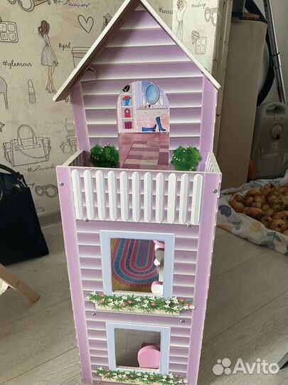 Домик кукольный