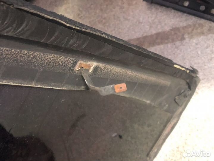 Стекло заднее с обогревом завод Ford Focus 1 Седан