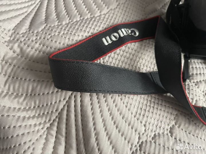 Фотоаппарат canon 200d + объектив