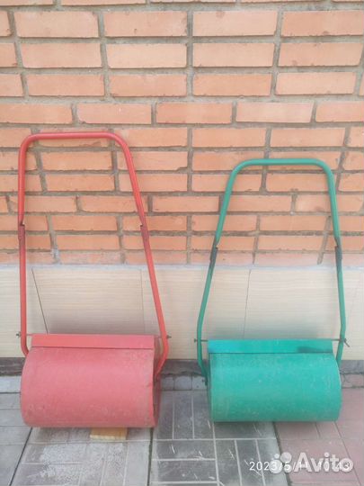 Каток садовый