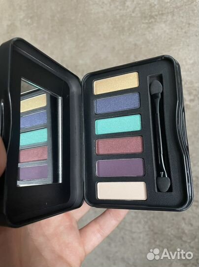 Палетка теней Bronx